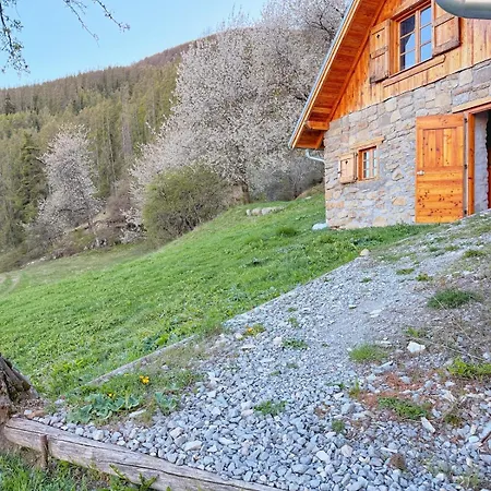 Du Puy Sejour Insolite Vue Panoramique Chalet *