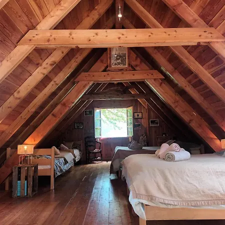 Chalet Du Puy Sejour Insolite Vue Panoramique